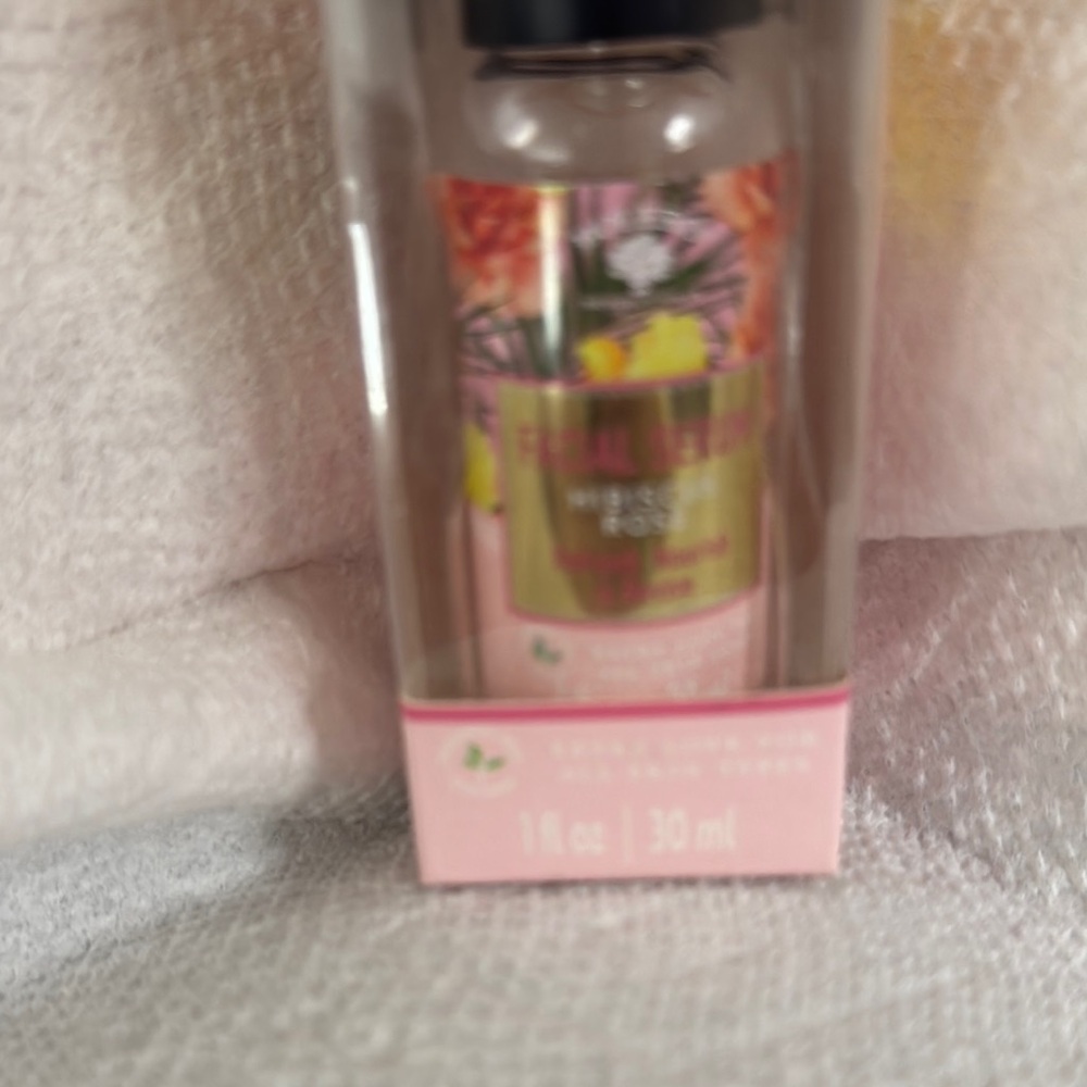 Hibiscus Rose Facial Serum - Pink - Picture 6 of 6